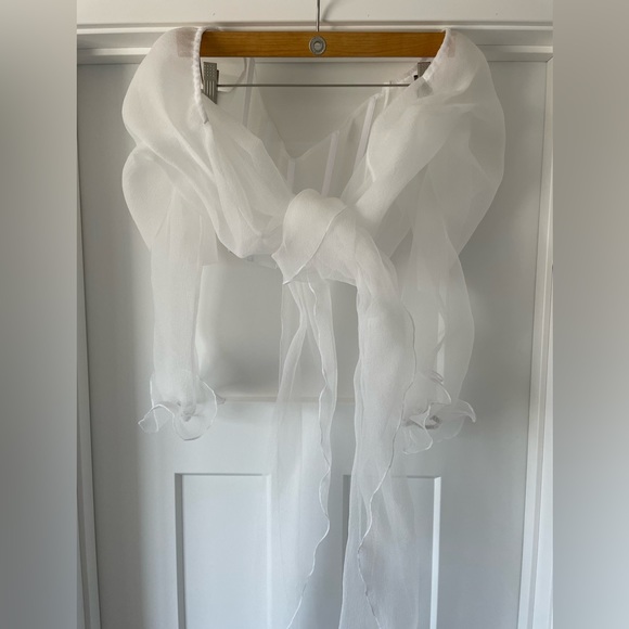 ROSE by The Label Organza Wrap Wedding Topper - Picture 10 of 16